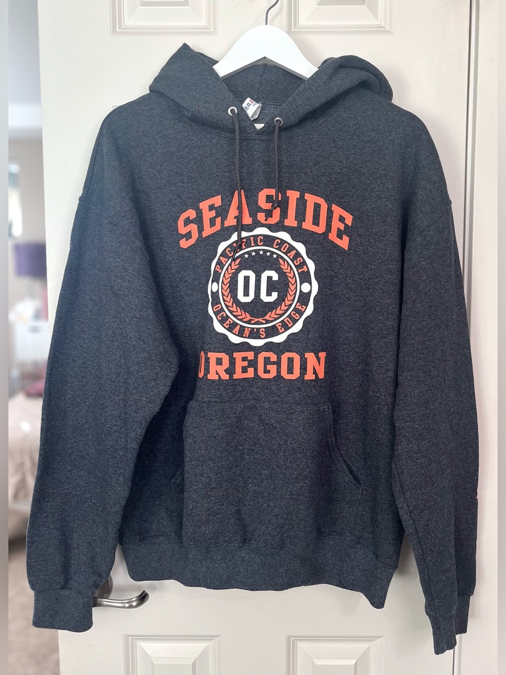 Seaside Oregon OC Graphic Hooded Sweatshirt NWOT